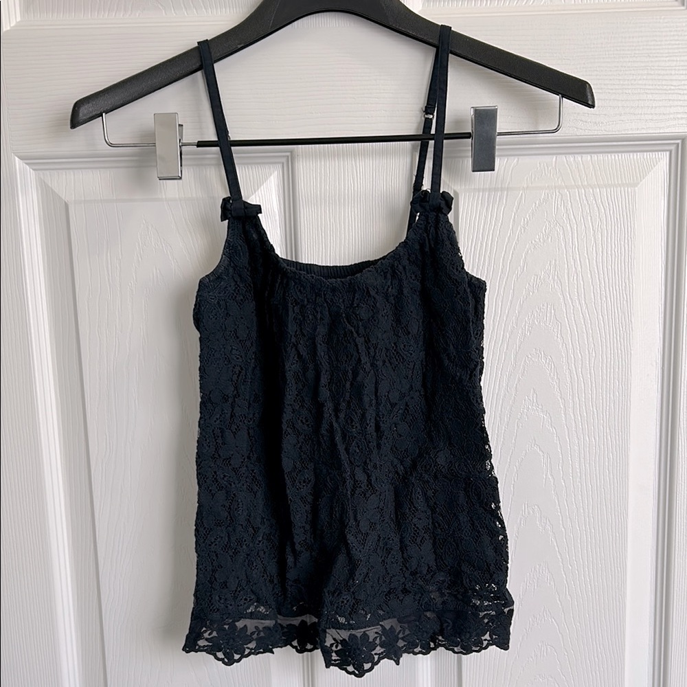 Navy Sleeveless Lace Scalloped Camisole with Bows on Spaghetti Straps